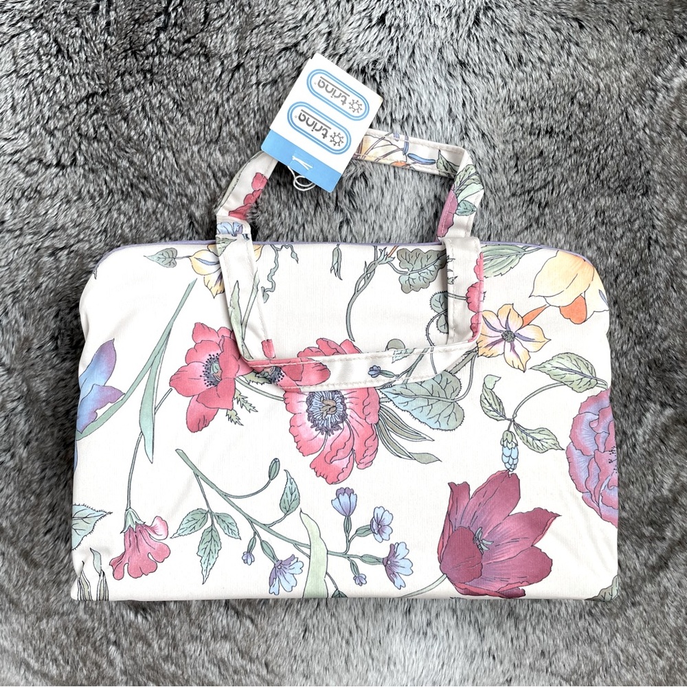 Trina floral travel bag w plastic travel containers for liquids and clear pouch